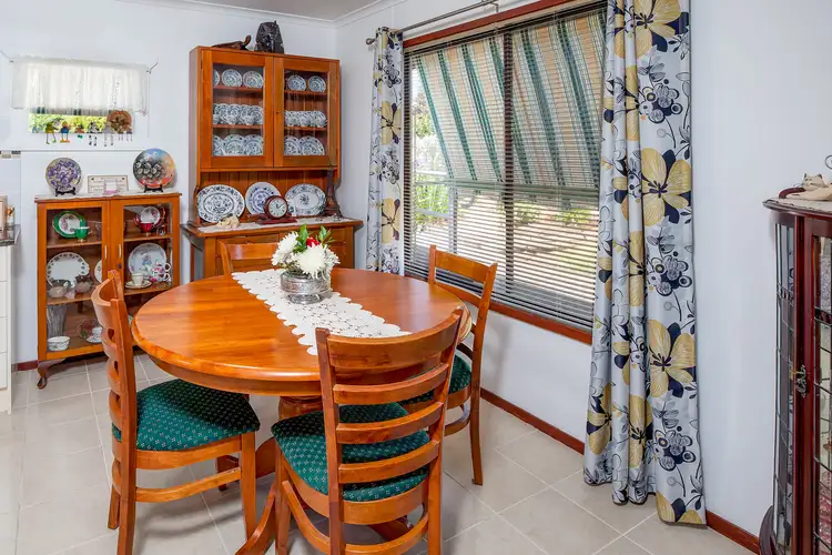 Third view of Homely house listing, 1 Pearce Court, Tallangatta VIC 3700