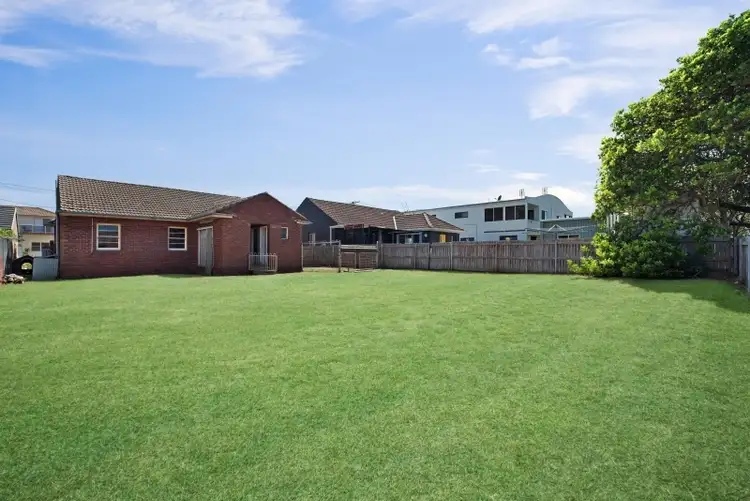 Fifth view of Homely house listing, 19 Stone Street, Stockton NSW 2295