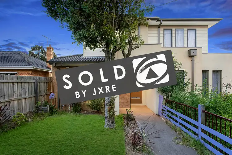 Main view of Homely townhouse listing, 2/200 Haughton Road, Oakleigh South VIC 3167