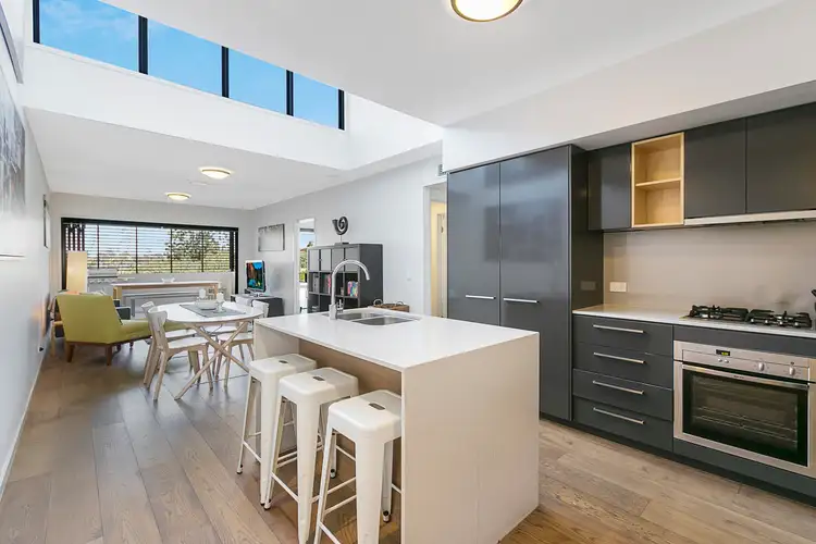 16/27-31 Elizabeth Street, Toowong QLD 4066