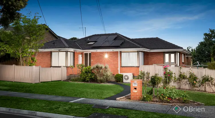 10 Ireland Avenue, Wantirna South VIC 3152