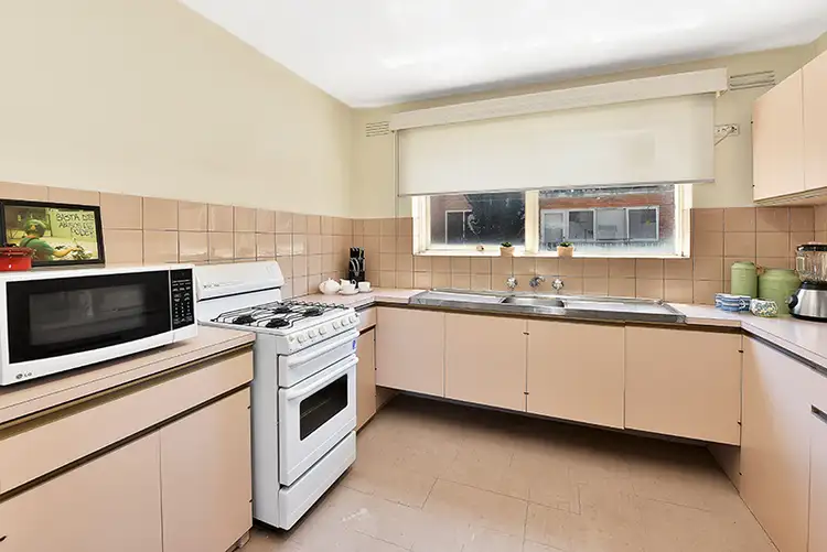 Third view of Homely unit listing, 5/560 Pascoe Vale Road, Pascoe Vale VIC 3044