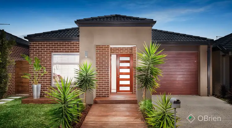 28 Falabela Road, Clyde North VIC 3978