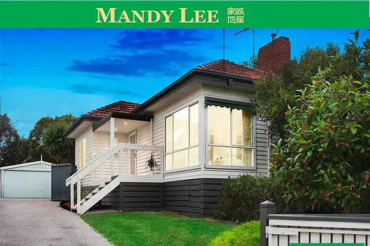 22 Campbell Parade, Box Hill South VIC 3128