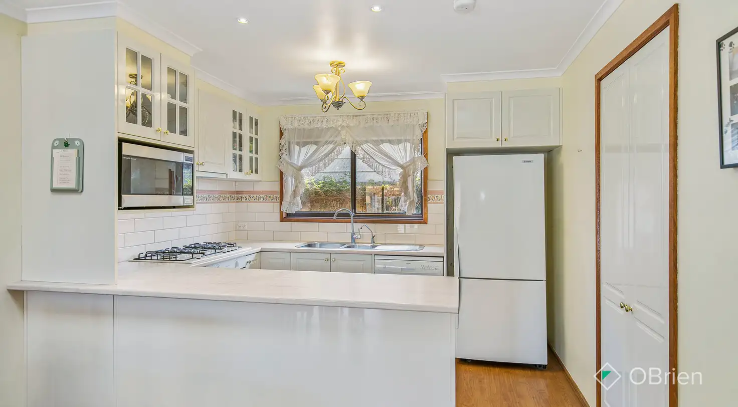 Main view of Homely house listing, 5 Warbler Court, Carrum Downs VIC 3201