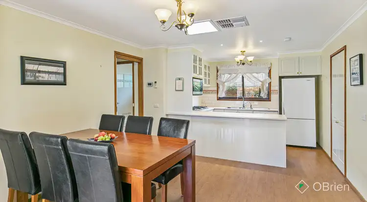 Second view of Homely house listing, 5 Warbler Court, Carrum Downs VIC 3201