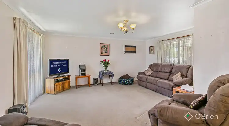 Third view of Homely house listing, 5 Warbler Court, Carrum Downs VIC 3201