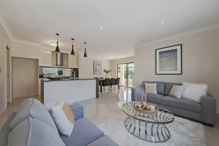 46 Kenneth Street, Coorparoo QLD 4151