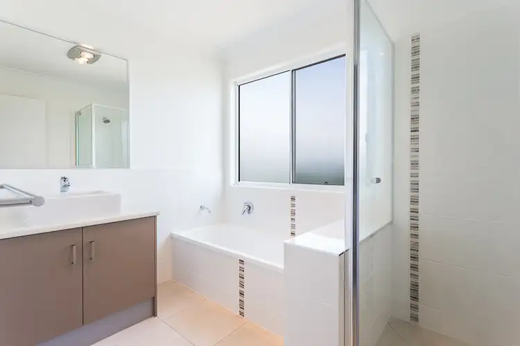 Fifth view of Homely townhouse listing, 1/33 Barron Road, Birkdale QLD 4159