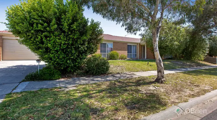 24 Breamlea Way, Cranbourne West VIC 3977