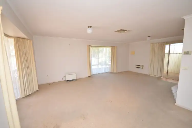 Second view of Homely unit listing, 1/52 Lawson Drive, Moama NSW 2731