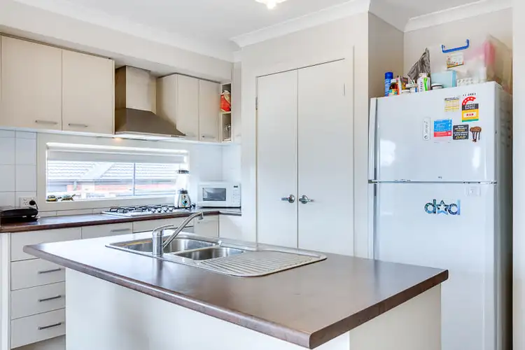 Fifth view of Homely house listing, 2 Fourth Mews, Bacchus Marsh VIC 3340