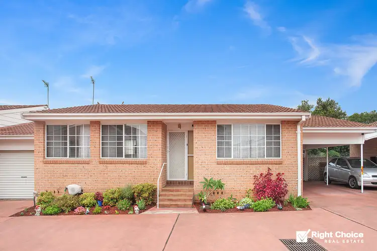 8/5 Madden Street, Oak Flats NSW 2529