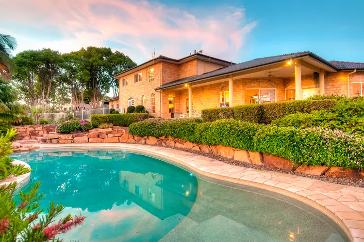 20 Grevillea Lane, Lake Macdonald QLD 4563