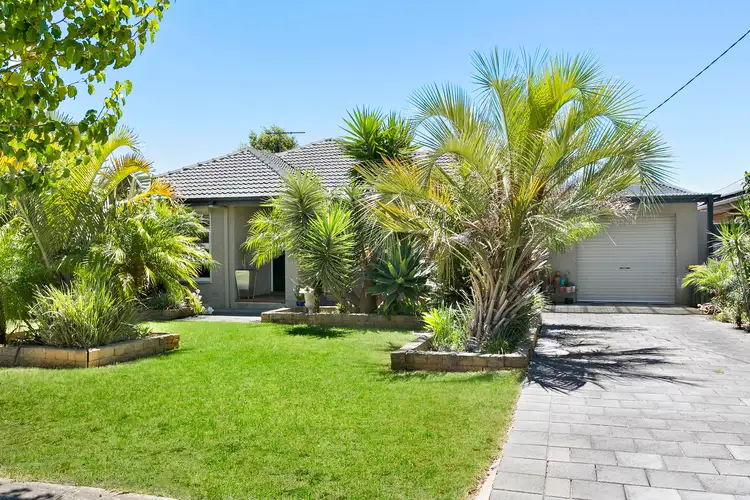 12 Rosefield Lane, Sturt SA 5047