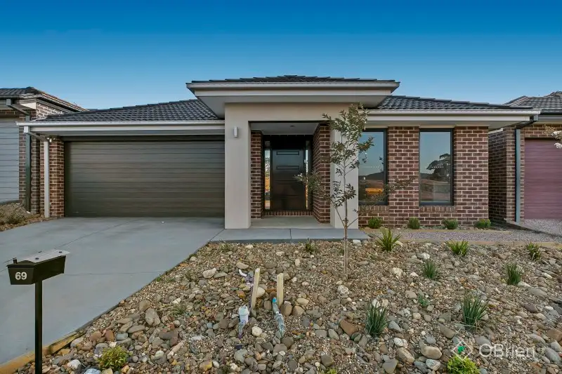 Main view of Homely house listing, 69 Kenneth Road, Officer VIC 3809