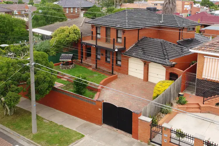 55 The Fairway, Kingsbury VIC 3083