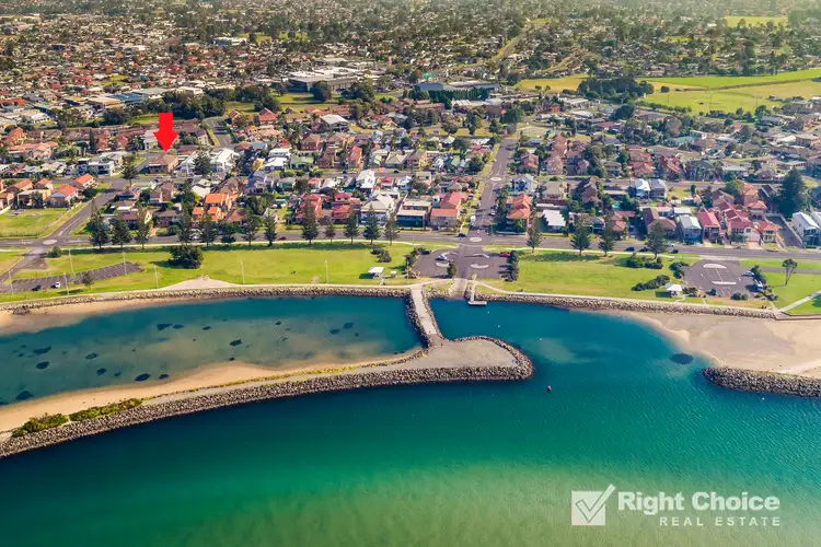 7/17 Pur Pur Avenue, Lake Illawarra NSW 2528