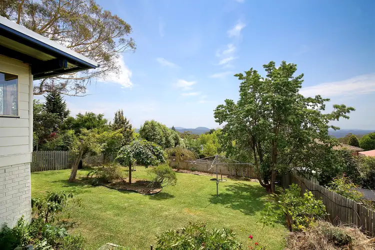 17 Panorama Crescent, Wentworth Falls NSW 2782