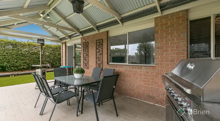 19 Vivi Court, Skye VIC 3977