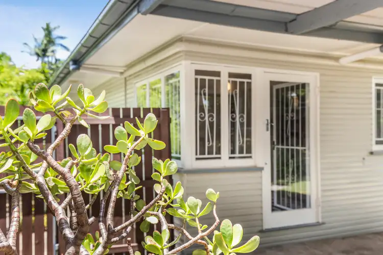 442 Nursery Road, Holland Park QLD 4121