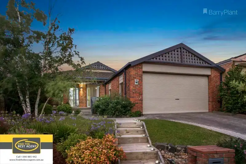 Main view of Homely house listing, 18 Garnet Close, Narre Warren VIC 3805