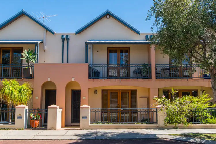 5/9 Swan Street, North Fremantle WA 6159