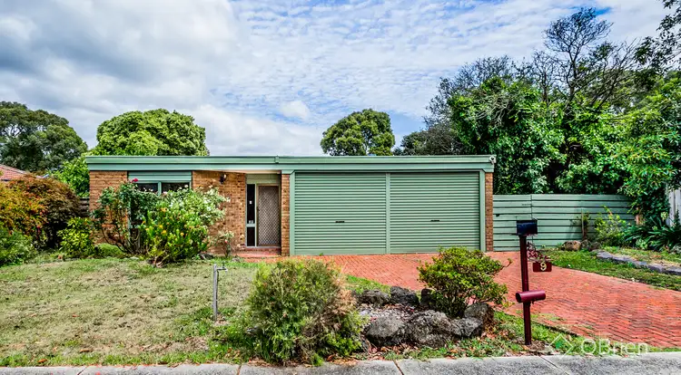 9 Broxburn Court, Berwick VIC 3806