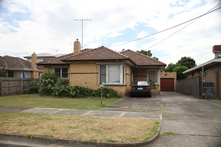 8 Burns Grove, Kingsbury VIC 3083