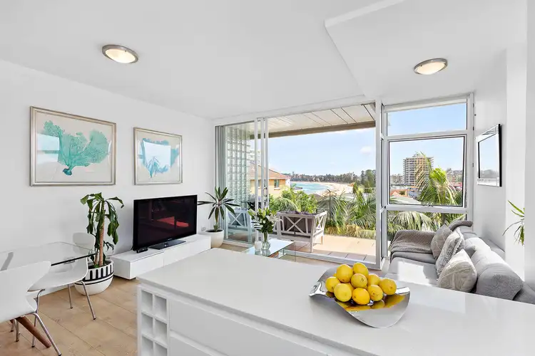 Second view of Homely apartment listing, 3/62 Queenscliff Road, Queenscliff NSW 2096