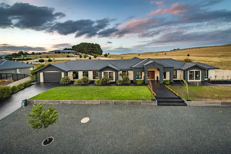 19 Lithgow Place, Bungendore NSW 2621
