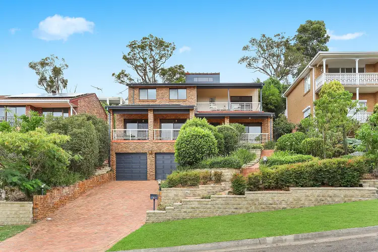 5 Spencer Place, Illawong NSW 2234