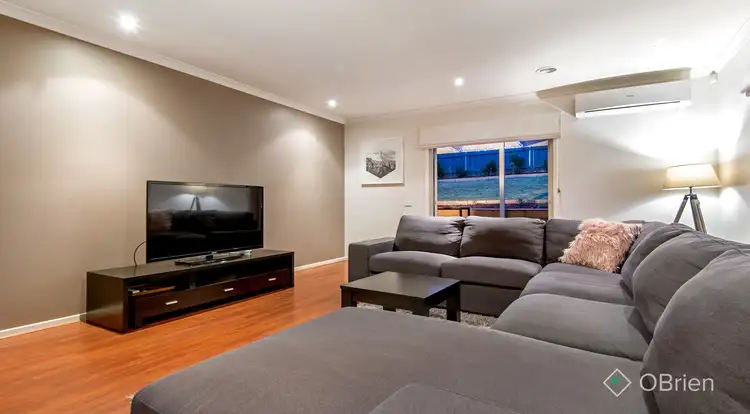 Fourth view of Homely house listing, 7 Perry Court, Pakenham VIC 3810