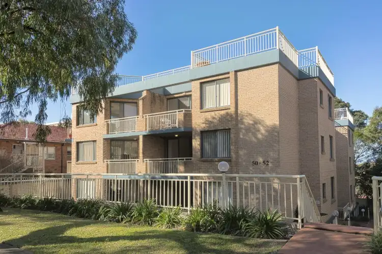 Main view of Homely unit listing, 7/50-52 Seaview Street, Cronulla NSW 2230