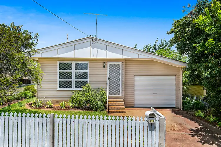 240 South Street, South Toowoomba QLD 4350