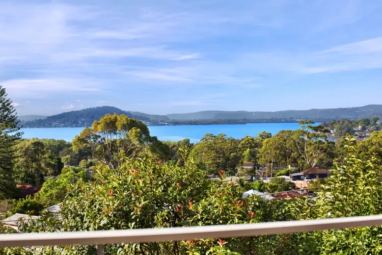 22 Lushington Street, East Gosford NSW 2250