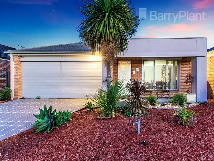 82 Pioneer Drive, Deer Park VIC 3023