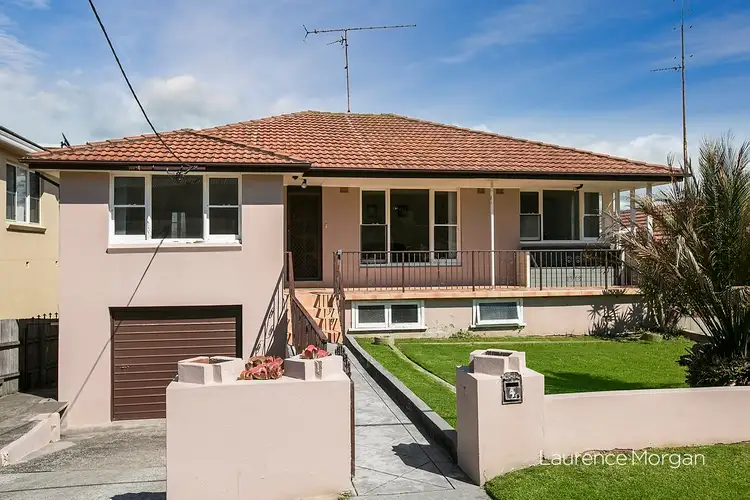 4 Griffiths Avenue, Port Kembla NSW 2505