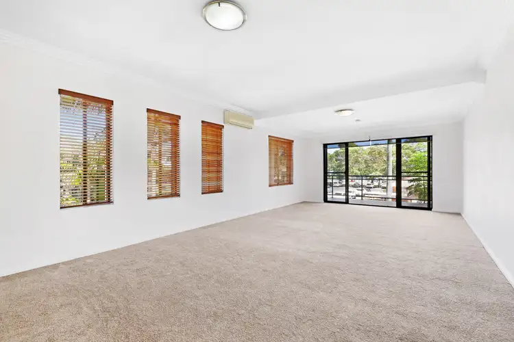 Sixth view of Homely unit listing, 1/1 Lynn Avenue, Point Frederick NSW 2250