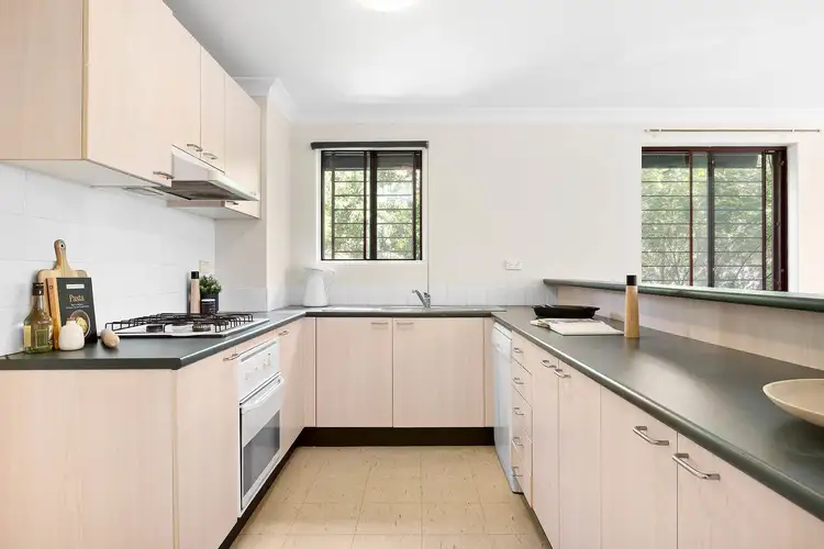 Fourth view of Homely apartment listing, 4/2 Kensington Street, Waterloo NSW 2017