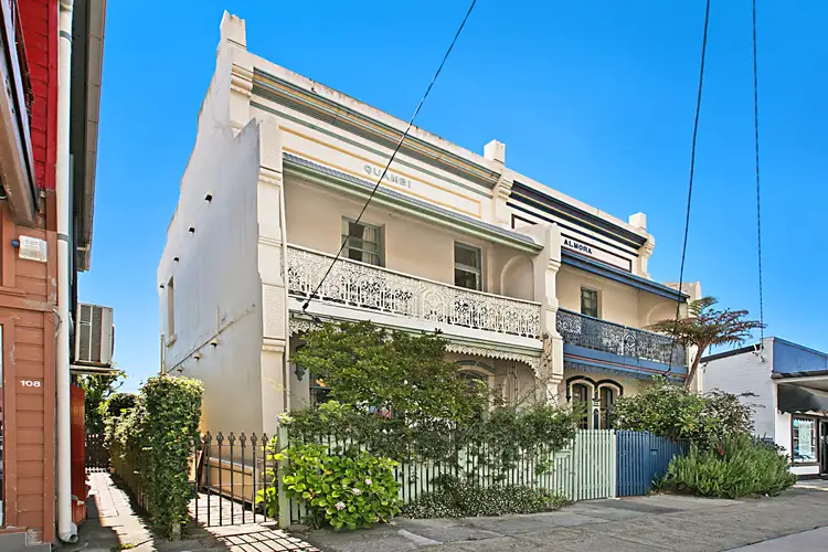 110 Young Street, Carrington NSW 2294