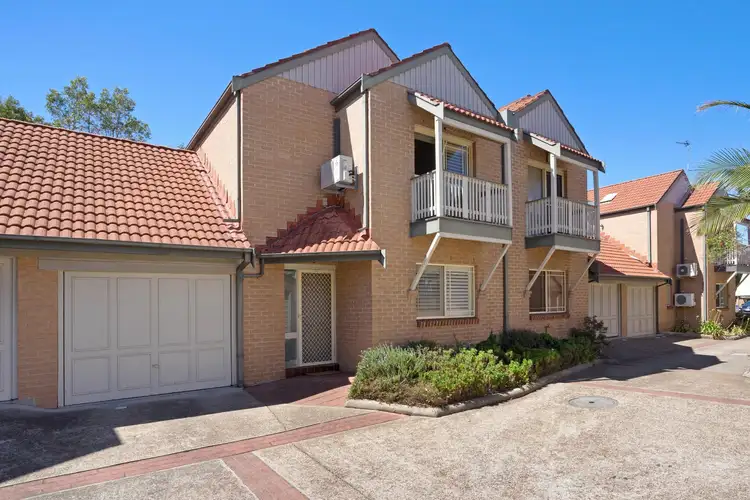 Main view of Homely townhouse listing, 5/4 Parry Street, Cooks Hill NSW 2300