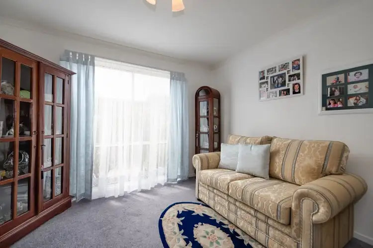 Fifth view of Homely house listing, 2 Talara Court, Cranbourne VIC 3977