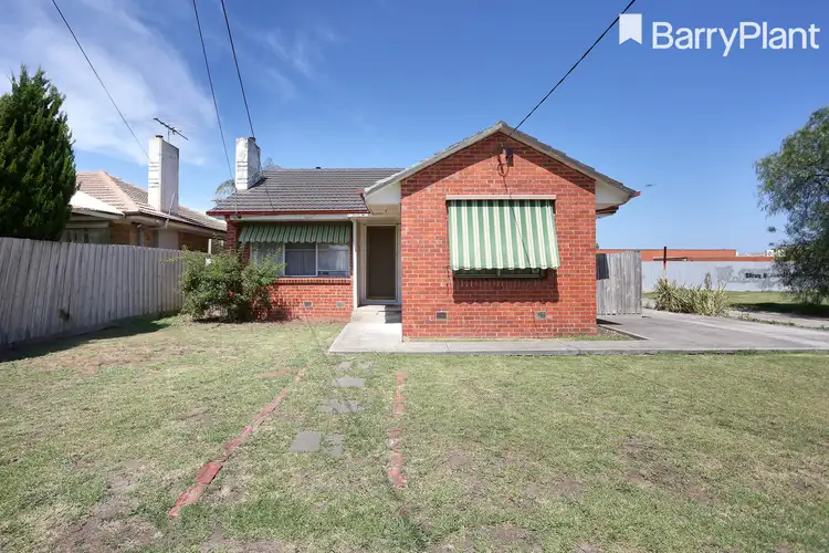 1/24 Bliburg Street, Jacana VIC 3047