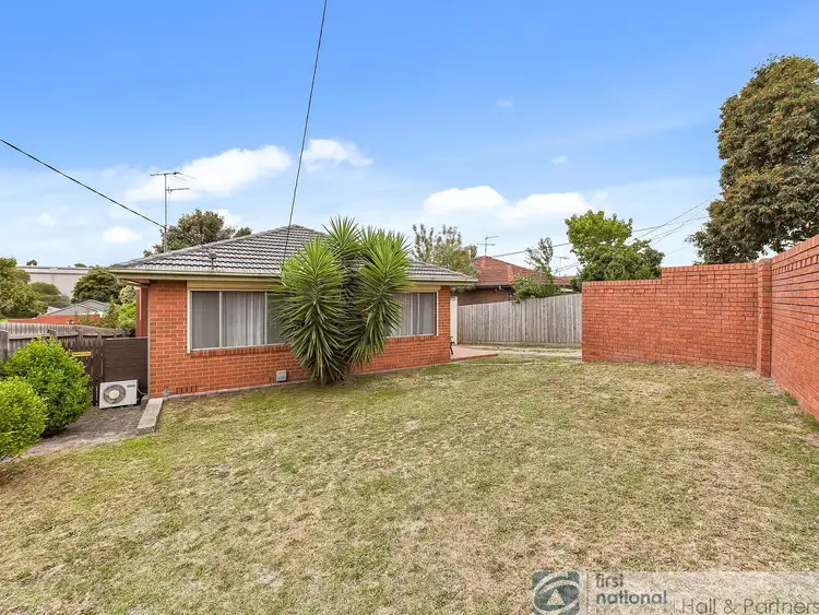 10 Jacksons Road, Noble Park North VIC 3174