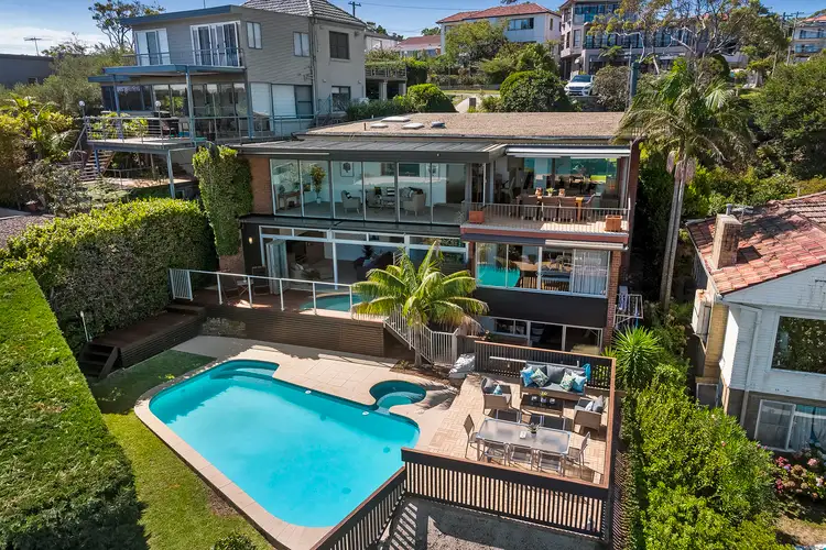 1 Moore Street, Clontarf NSW 2093