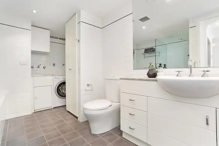 Third view of Homely apartment listing, 6/8 Young Street, Paddington NSW 2021
