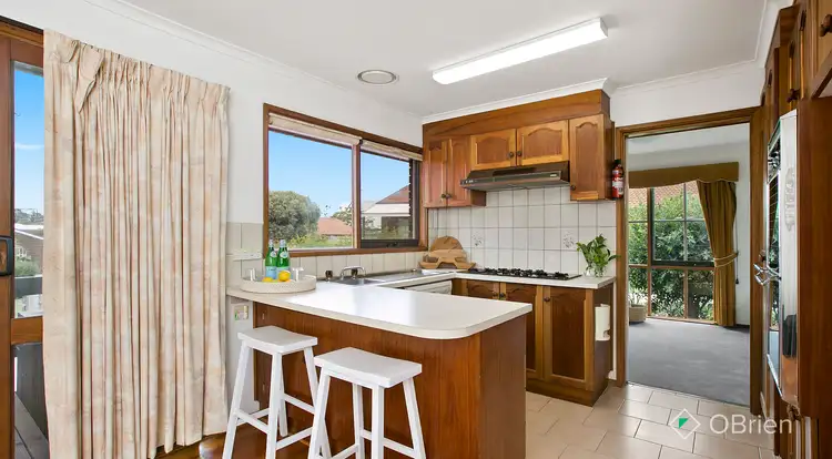 Sixth view of Homely unit listing, 1/653 Esplanade, Mornington VIC 3931