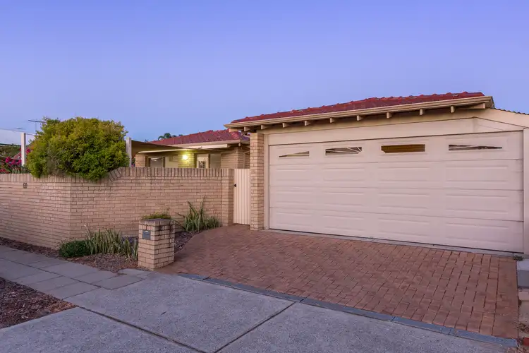 1/60 Robert Street, Como WA 6152