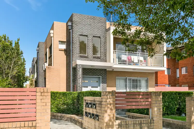 2/38 Fourth Avenue, Campsie NSW 2194